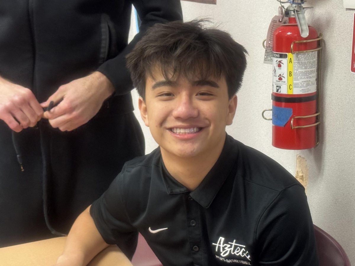 EHS Men's Varsity Basketball Player Nick Sosa